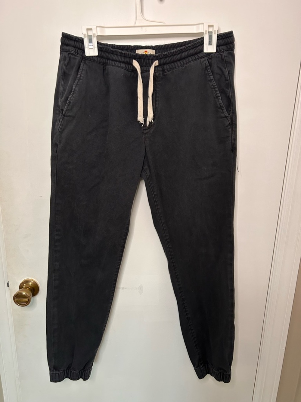 MARINE LAYER DISTRESSED BLACK SLIM FIT MEN’S JOGGERS SIZE MEDIUM